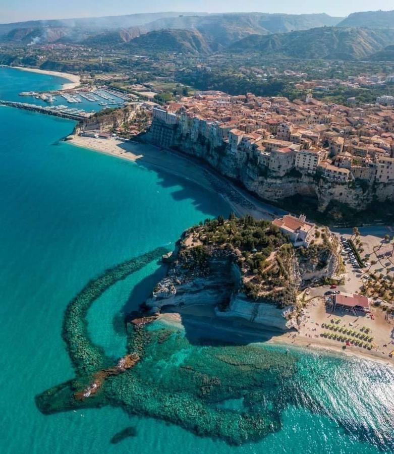 Ingrid Rooms Tropea Exterior photo